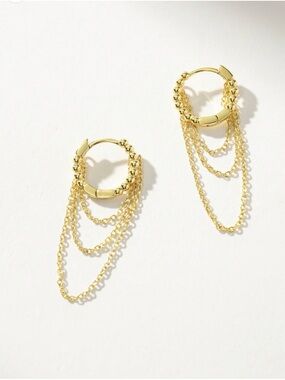 Uncommon James Gold Chain Huggies